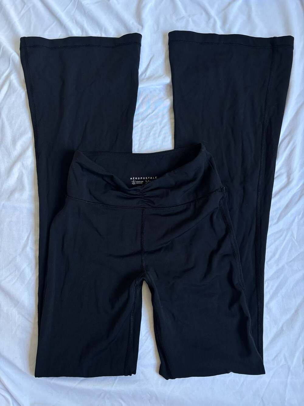 Aeropostale Air Soft High-Rise Cinch Flare Leggings